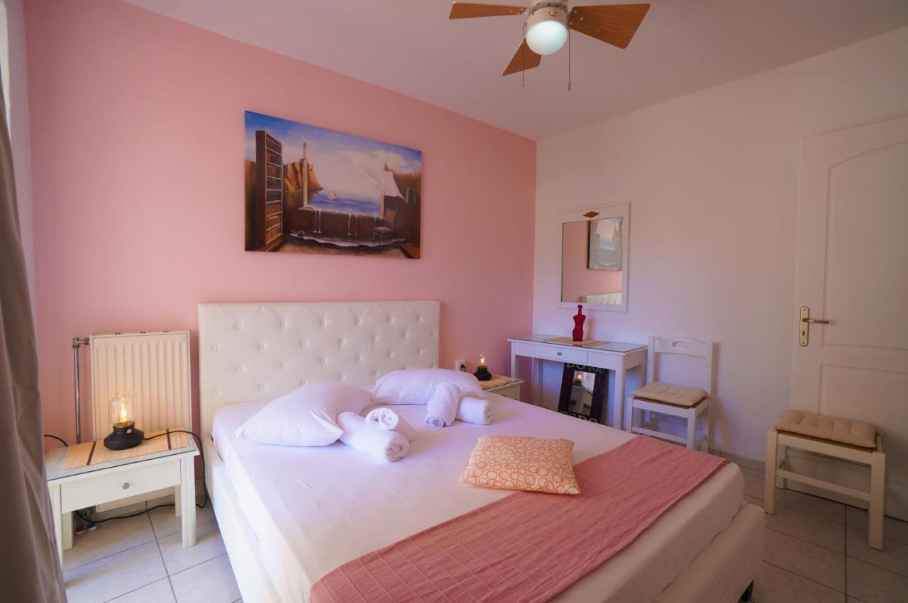 Апартаменты Seafront Spirit Apts Закинтос Экстерьер фото